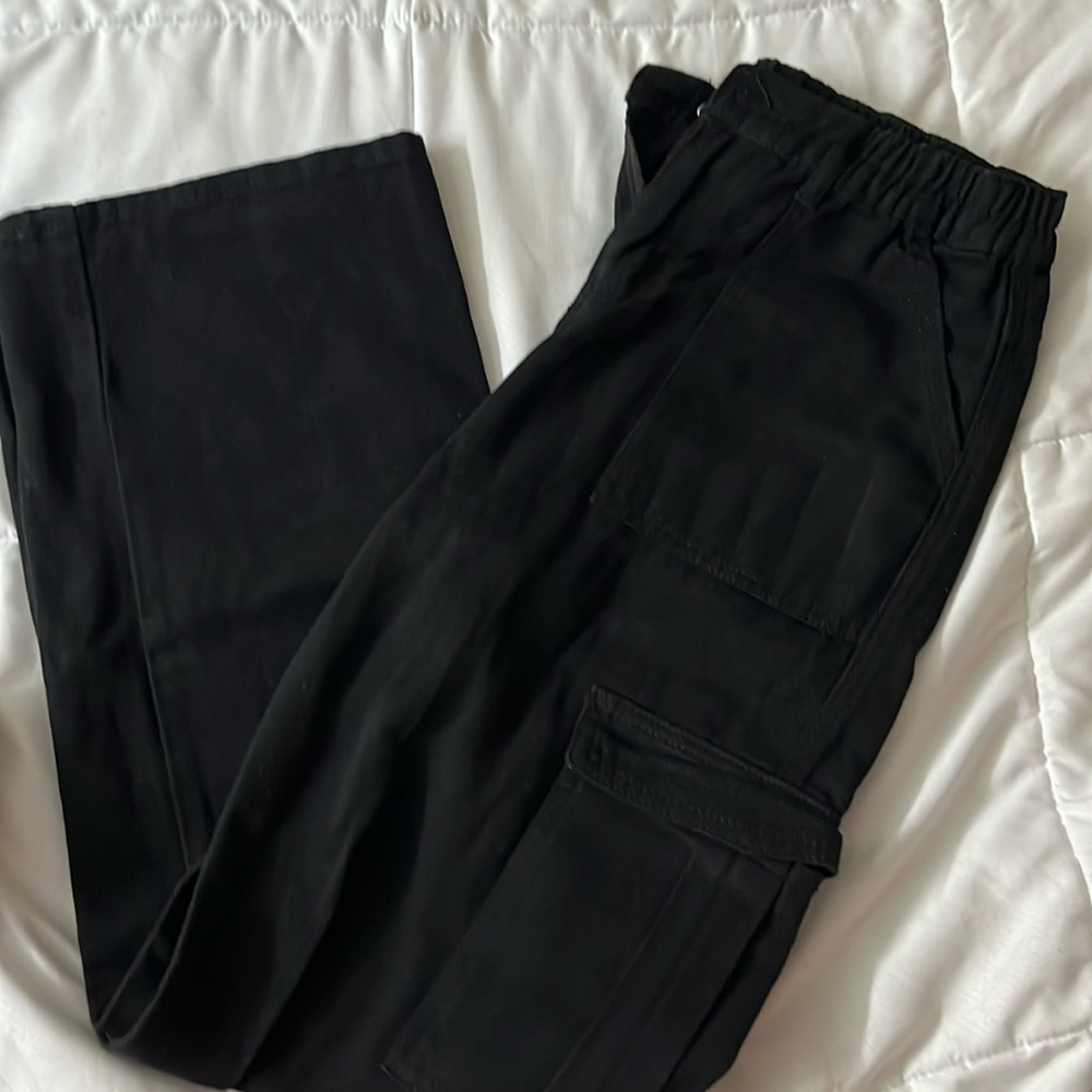 Black cargo pants